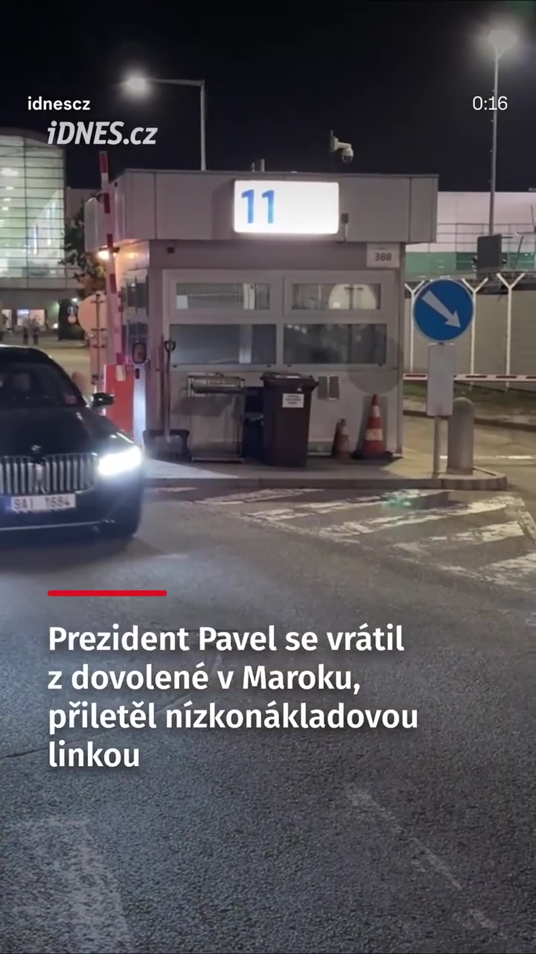 A story reshares an iDNES.cz reel reporting that Czech President Pavel returned from a holiday in Morocco on a low-cost flight and was driven away in a motorcade from the airport's VIP area.