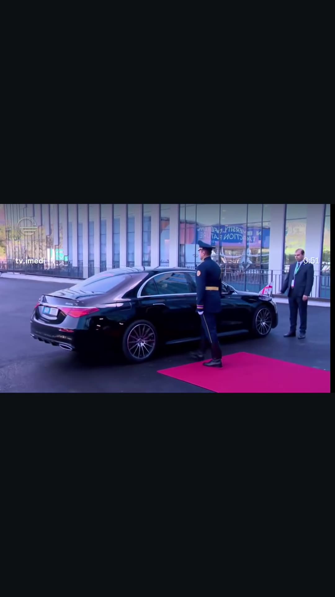 A story reshares a TV Imedi reel of the Georgian prime minister arriving by motorcade at the COP17 Leaders Summit in Yerevan, being greeted on the red carpet, posing for photos with the UN Secretary-General and a host official, and joining the group photo.