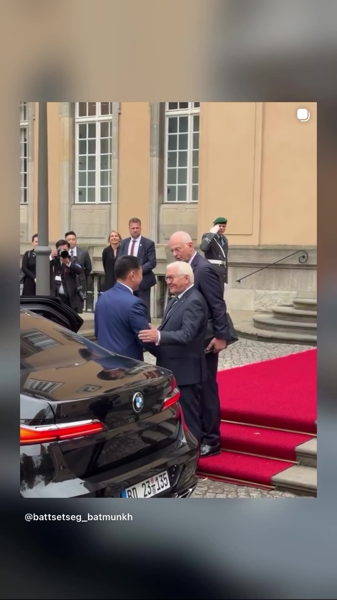 A reshared carousel from @battsetseg_batmunkh shows the official welcome of Mongolian President Ukhnaa Khurelsukh by German Federal President Frank-Walter Steinmeier at Villa Borsig in Berlin during a state visit: the police motorcycle escort and motorcade arrive through a park, then the president…