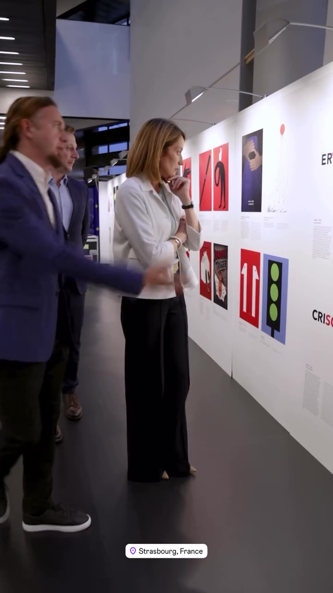 A reshared story shows a tour of a poster exhibition on democracy, freedom and human rights in Strasbourg. The speaker explains the link to a legendary democrat and to the Solidarity movement in Poland.