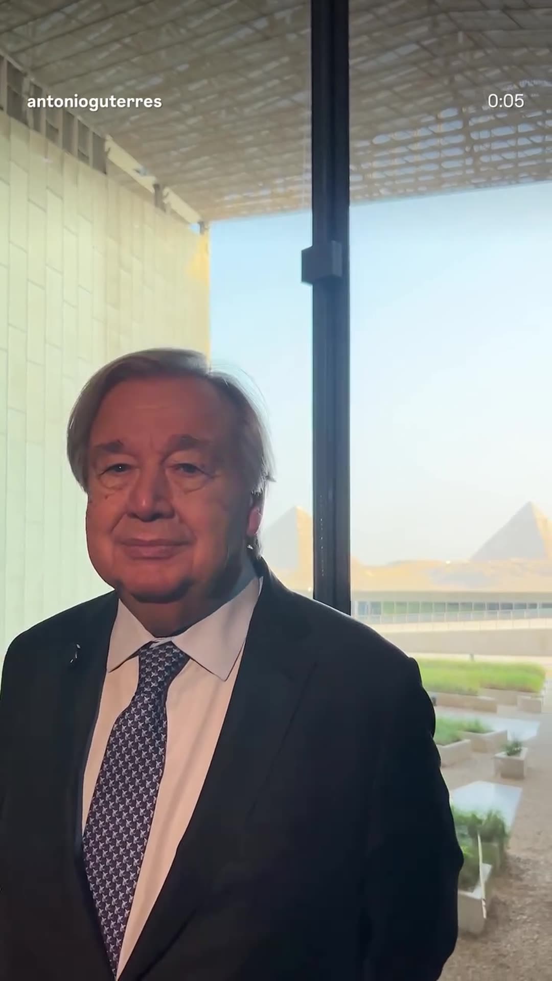 A story reshares António Guterres's reel from the Grand Egyptian Museum, where he speaks about the lasting influence of Egyptian civilization, with footage of the golden coffin, Tutankhamun's mask and statues.